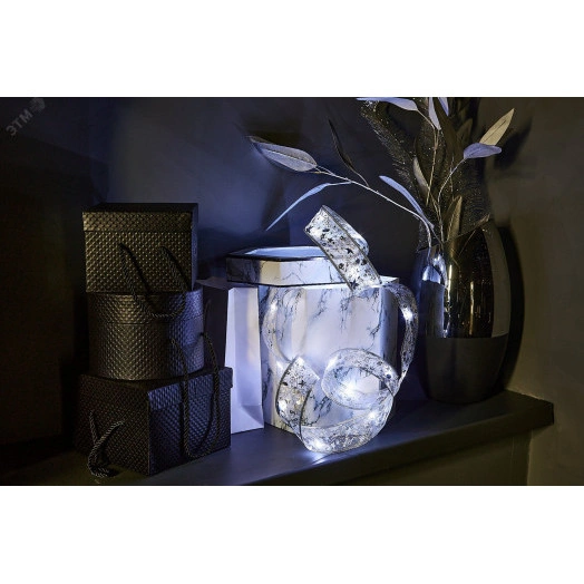 Гирлянда светодиодная Лента на батарейках 3AA (не в/к) 10м 100 светодиодов ULD-S1000-100/SCB/3AA WHITE IP20 RIBBON  Белый свет Провод медный