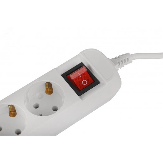 Удлинитель электрический 3 розетки с заземлением с выключателем 5м ПВС 3x1мм2 UDL-16-350-ES Greenline ЭРА