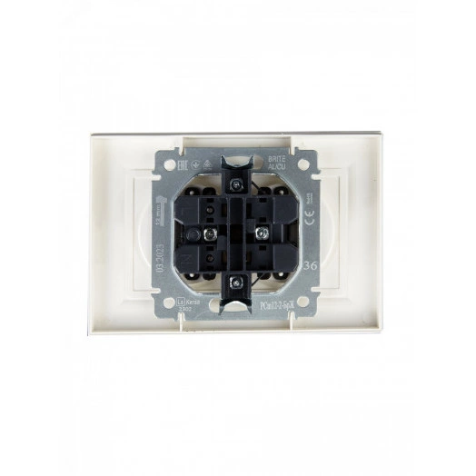 BRITE Розетка 2-местная без заземления с защитными шторками 10А в сборе РСш12-2-БрЖ жемчуг IEK