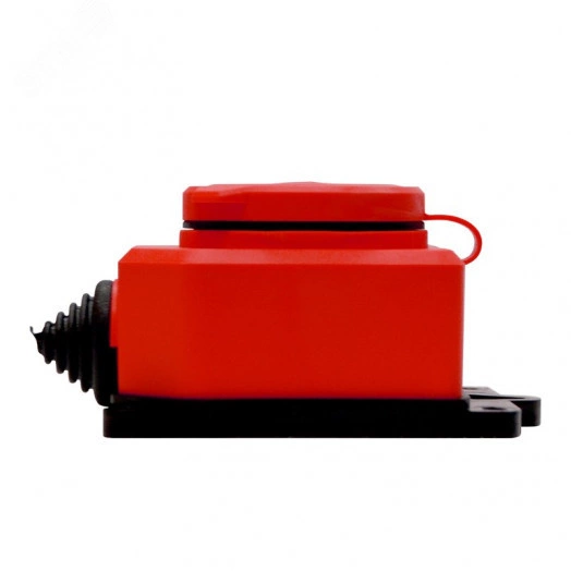 Розетка настенная однофазная с заглушкой КОМПАКТ каучук красный