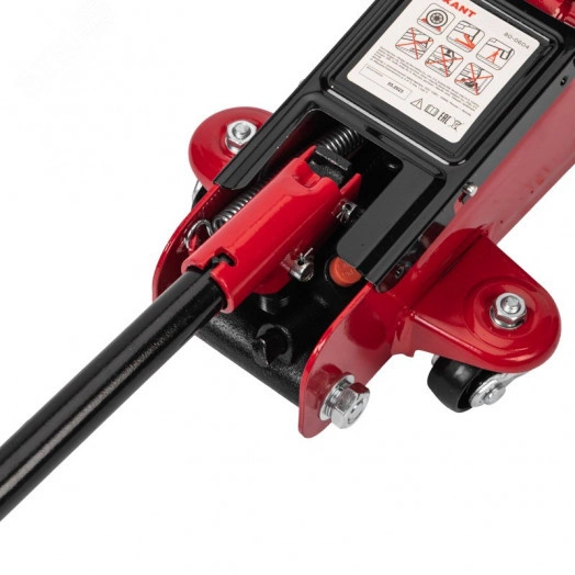 Домкрат гидравлический подкатной 2т в кейсе