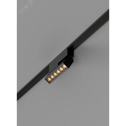 Светильник светодиодный трековый линейный Comfort/R L122 для магнитной системы Galakti 122х26х80 мм 6 Вт 4000 K 24 град CRI>90 черный