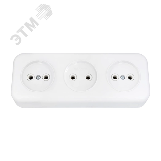 Беларусь Розетка тройная наружная