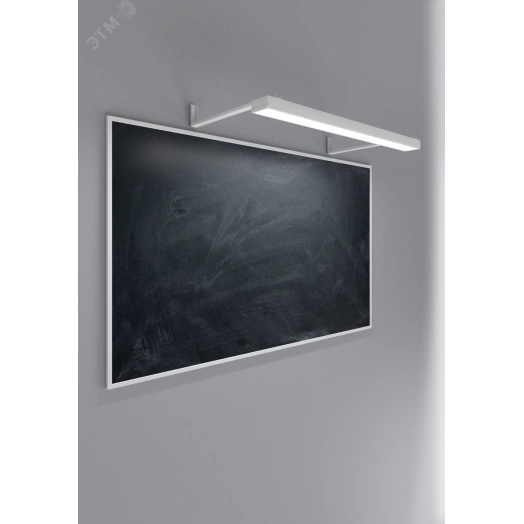 Светильник светодиодный VARTON E220 для школьных досок 25 ВТ CRI90 4000 K IP40 1200х100х50 мм с опаловым рассеивателем