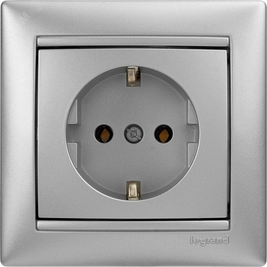 VALENA Розетка с заземлением в рамку алюминий
