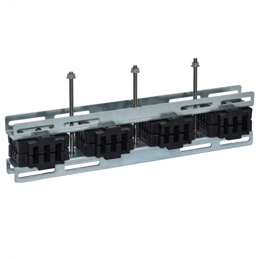 Дополнительный суппорт для медных расположенных в ряд шин с расстоянием между точками крепления 125 мм, до 4000А