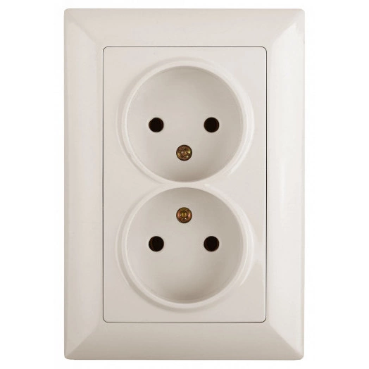 Розетка Intro Solo 4-204-02 без заземления 2х2P, 16А-250В, IP20, СУ, слоновая кость