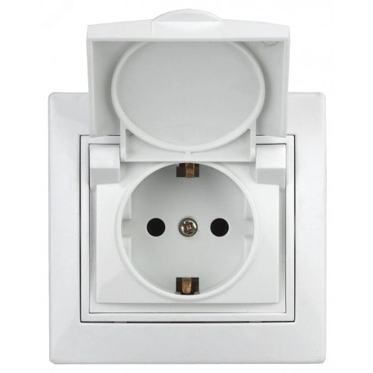 Розетка Intro Plano 1Э-203-01 с заземлением 2P+E Schuko с крышкой, 16А-250В, IP20, СУ, без лапок, белый