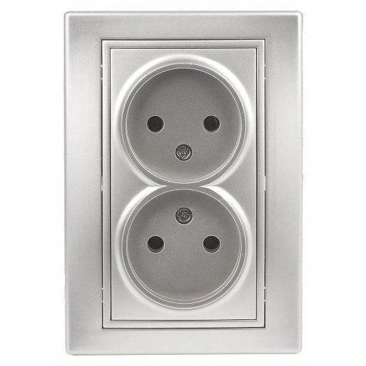 Розетка Intro Plano 1-204-03 без заземления двойная 2х2P, 16А-250В, IP20, СУ, алюминий