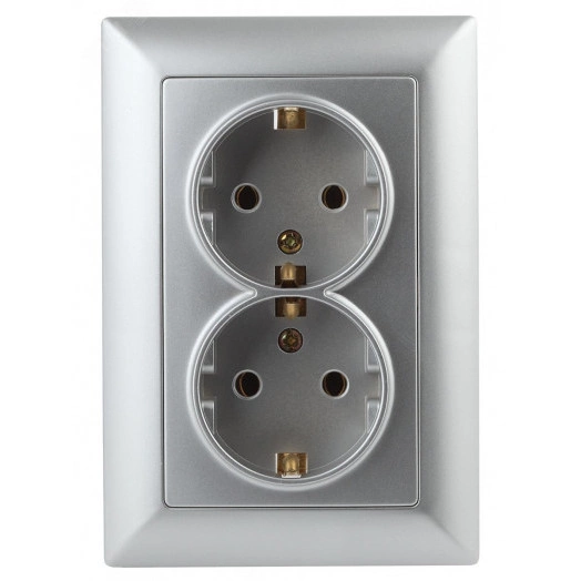 Розетка Intro Solo 4-208-03 с заземлением двойная 2X2P+E Schuko со шторками, 16А-250В, IP20, СУ, алюминий