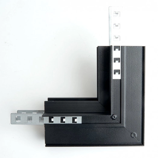 Соединитель угловой внутренний черный для низковольтного встраиваемого шинопровода