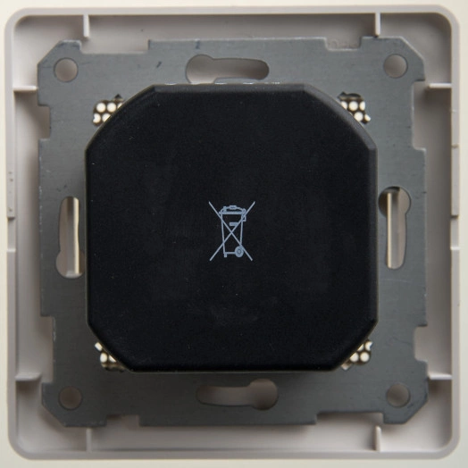 GLOSSA термостат электрон.теплого пола с датчиком,от+5до+50°C,10A, перламутровый