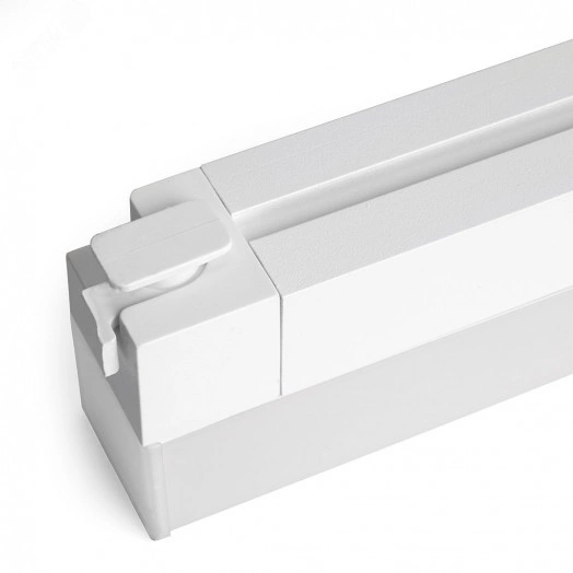 Светильник светодиодный трековый на шинопровод ДПО-40w 4000К белый