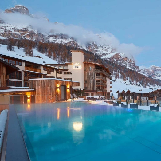 Лента светодиодная неоновая LEDх180/м 5м 14.4w/m 12в IP68 дневной