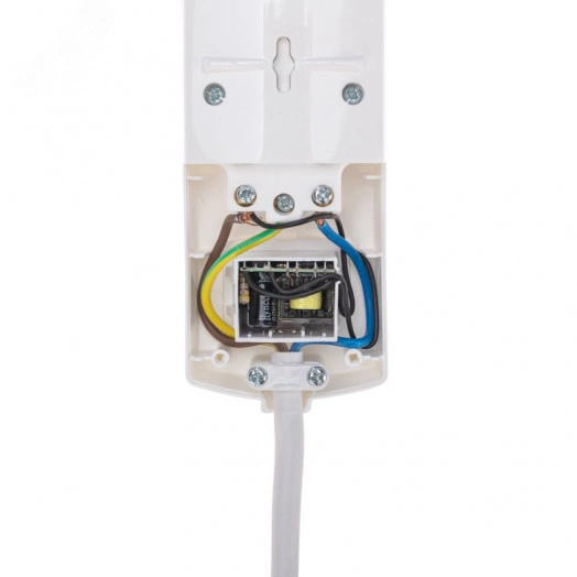 Удлинитель PREMIUM 6 гнезд, 3 м, 3х1,5 мм2, с/з, 2 USB, белый