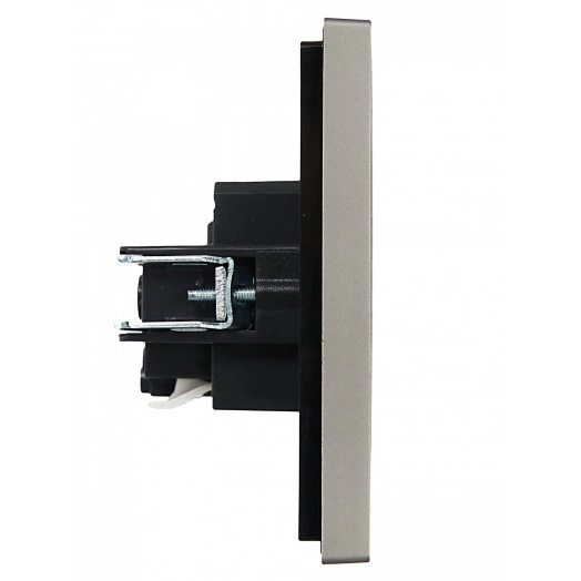 FORTE&PIANO Розетка 1-местная с заземлением с защитными шторками безвинтовое крепление 16А FP513 сталь IEK