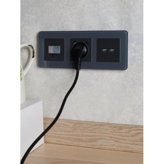 BRITE Рамка 3 поста РУ-3-2-Бр стекло графит RE IEK