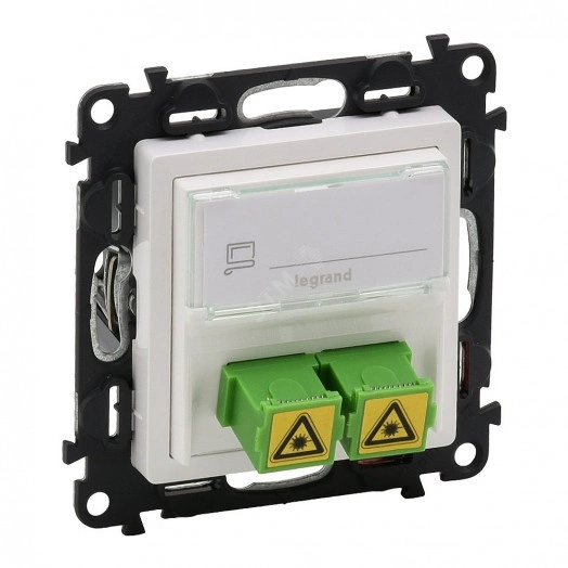 Valena LIFE Розетка оптическая для подключения оптоволоконных кабелей SC/APC с лицевой панелью белая