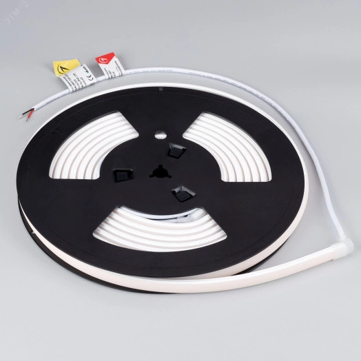 Лента герметичная MOONLIGHT-TOP-X320-11x7мм 24V Warm2300 (10 W/m, IP65, CSP, 5м, wire x2) (Силикон)