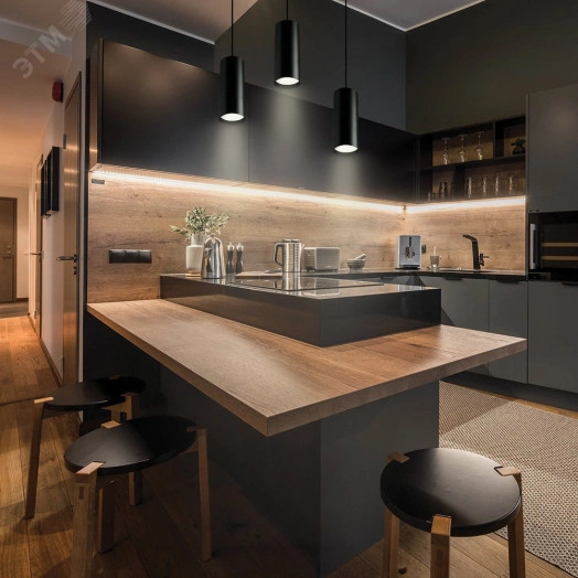 Светильник светодиодный ДСО-15w 4000К 1350Лм IP40 на подвесе черный