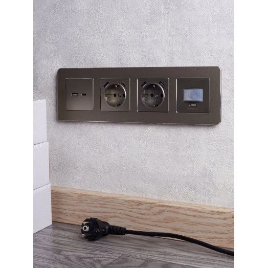 BRITE Рамка 4 поста РУ-4-1-Бр металл латунь RE IEK