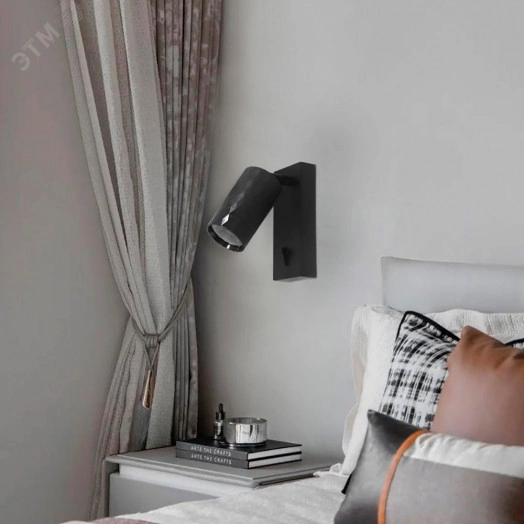 Светильник ДБО GU10 без лампы наклонный с выключателем черный