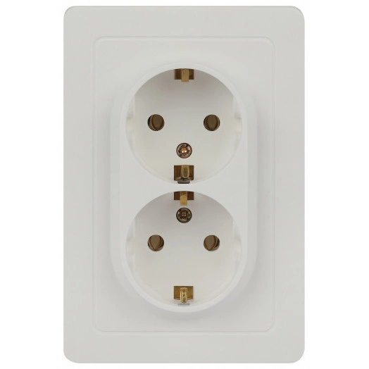 Розетка двойная с заземлением 2X2P+E Schuko, 16А-250В, IP20, СУ, белый Intro 7-205-01 Style