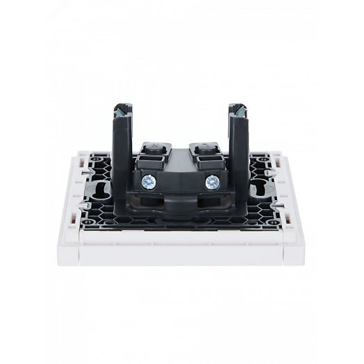 FORTE&PIANO Розетка 1-местная без заземления с защитными шторками винтовое крепление 10А FP217 белый IEK