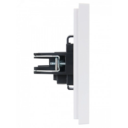 FORTE&PIANO Розетка 1-местная без заземления с защитными шторками винтовое крепление 10А FP217 белый IEK