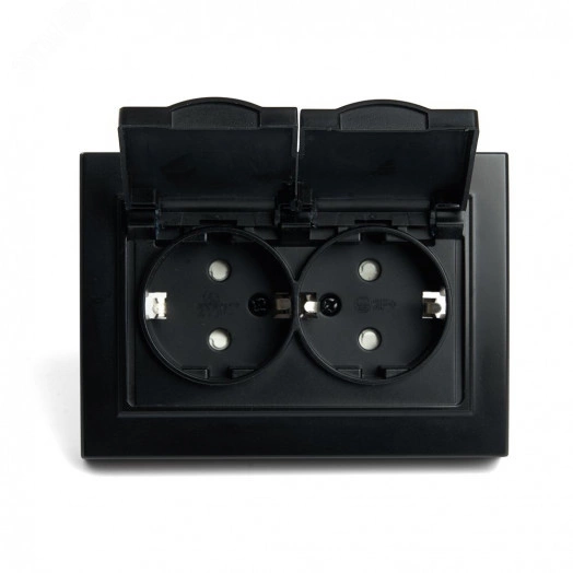 Розетка двухместная с/з с крышкой, 250В, 16А серия Эрна, черный Stekker