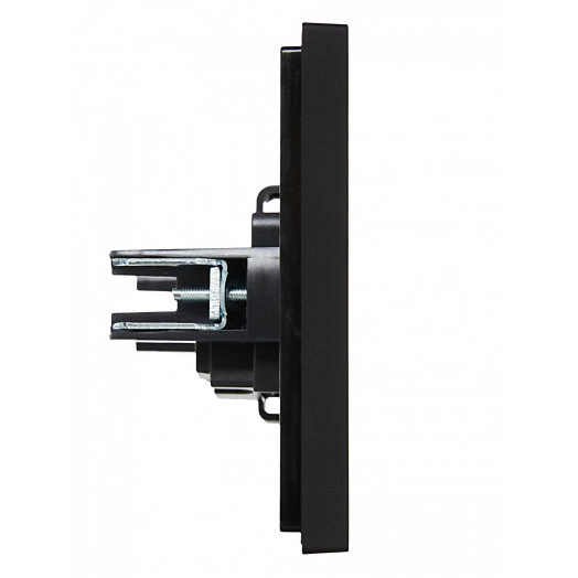 FORTE&PIANO Розетка 1-местная без заземления с защитными шторками винтовое крепление 10А FP117 черный IEK