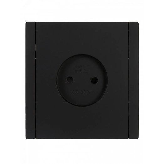 FORTE&PIANO Розетка 1-местная без заземления с защитными шторками винтовое крепление 10А FP117 черный IEK
