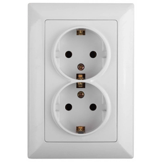Розетка 2X2P+E Schuko, 16А-250В, СУ, Solo, белый, 4-205-01