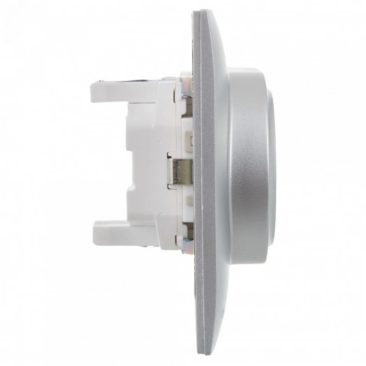 SKANDY Розетка 2-местная с заземлением с защитными шторками 16А в сборе SK-R07S серебряный IEK