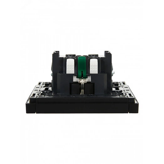 FORTE&PIANO Розетка 1-местная с заземлением с защитными шторками безвинтовое крепление 16А FP113 черный IEK