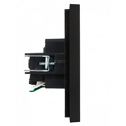 FORTE&PIANO Розетка 1-местная с заземлением с защитными шторками безвинтовое крепление 16А FP113 черный IEK