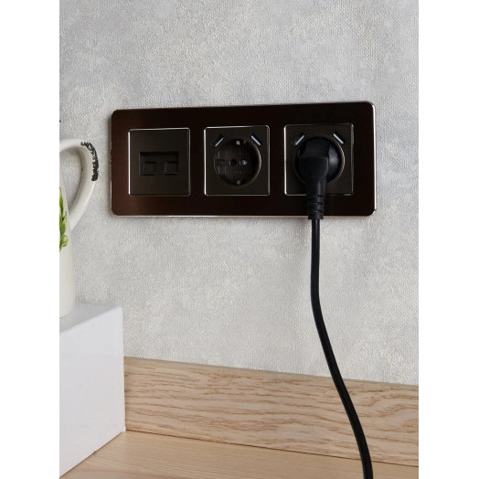 BRITE Рамка 3 поста РУ-3-1-Бр металл коричневый RE AL IEK