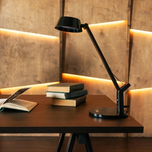 Светильник настольный 9W Сенсорный выключатель TLD-570 Black/LED/500Лм/2700-5500K/Diммer черный