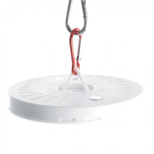 Фонарь светодиодный кемпинговый на батарейках 4xAA с карабином