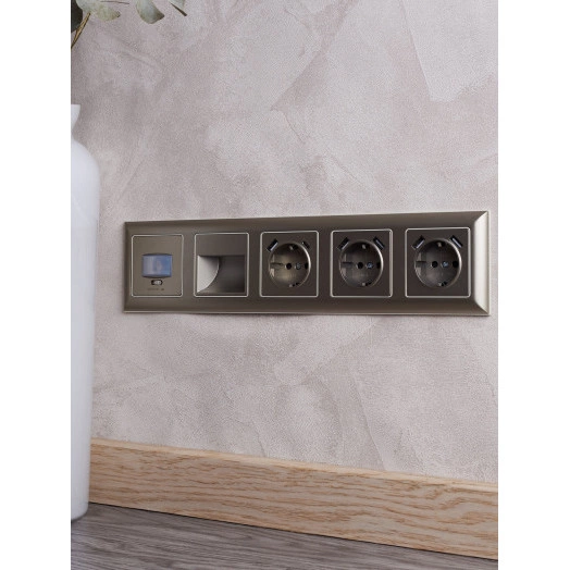 BRITE Рамка 5 постов РУ-5-Бр бежевый/шампань IEK