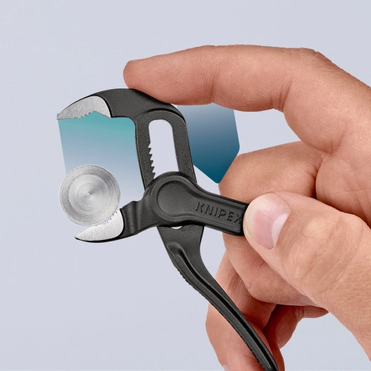 Клещи переставныеавные сантехнические с фиксатором COBRA XS 28 мм (1) под ключ 24 мм L-100 мм Cr-V серые KN-8700100