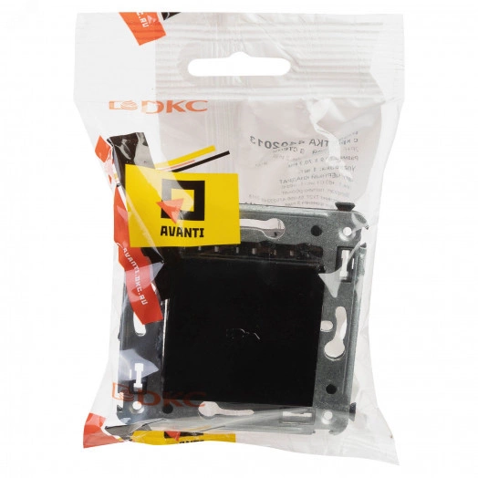 Avanti Розетка с крышкой в стену, 2P+E, ''Черный квадрат''