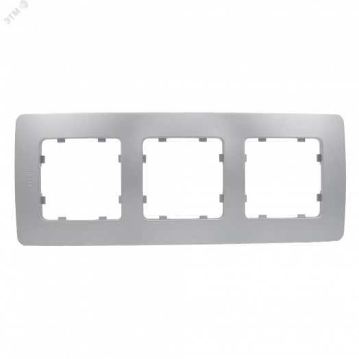 Рамка трехместная, скрытой установки, цвет серебро