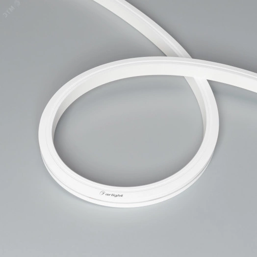 Лента герметичная MOONLIGHT-TOP-A140-13x12мм 24V Day4000 (9.6 W/m, IP67, 5м, wire x2) (Вывод кабеля боковой)