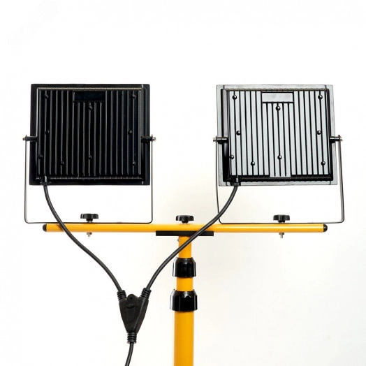 Прожекторы светодиодные ДО-2х100 на штативе 6400К 18000Лм IP65