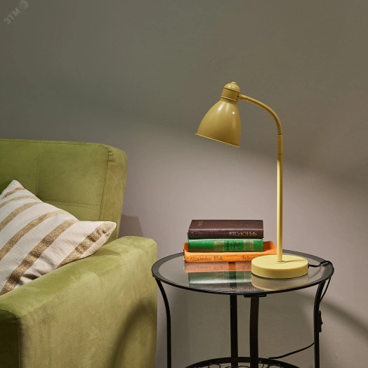 Светильник настольный 60W Цоколь Е27 Механический выключатель UML-B701 E27 YELLOW Желтый ТМ