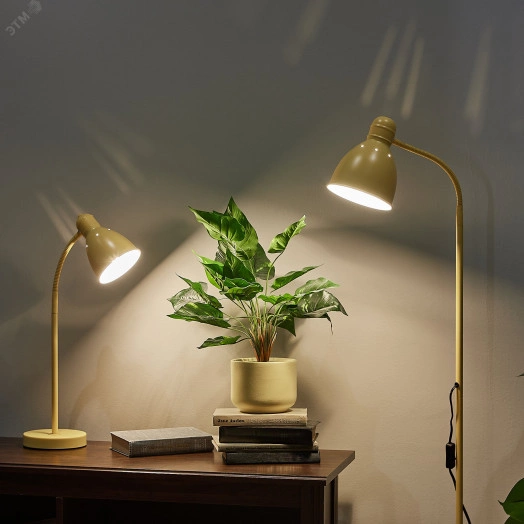 Светильник настольный 60W Цоколь Е27 Механический выключатель UML-B701 E27 YELLOW Желтый ТМ