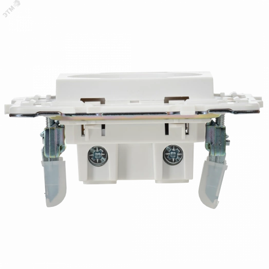 SKANDY Розетка без заземления с защитными шторками 10А SK-R01W арктический белый IEK