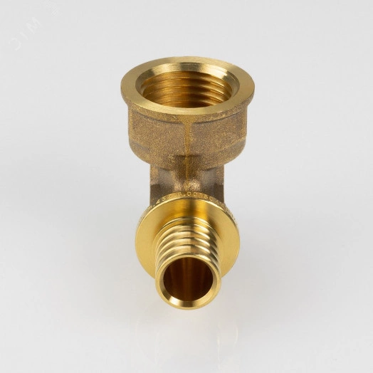 Угольник надвижной 16 (2,2) х 16 (2,2) аксиальный