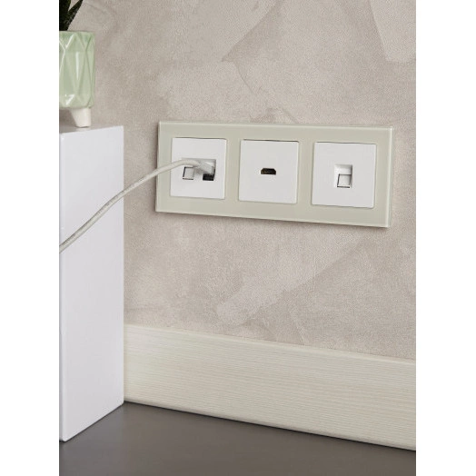 BRITE Розетка телефонная RJ11 РТ10-БрБ белый IEK